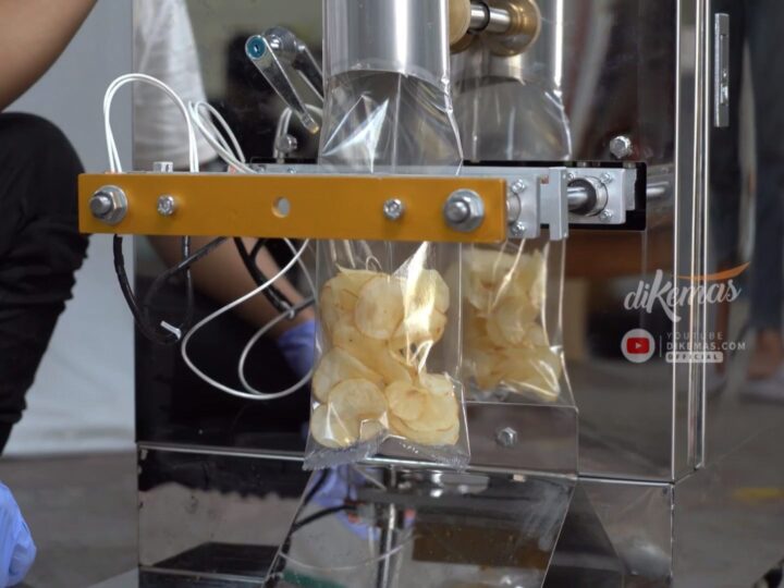 Mesin Packaging Snack Otomatis