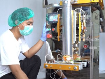 Mesin Pembungkus Snack Serbaguna