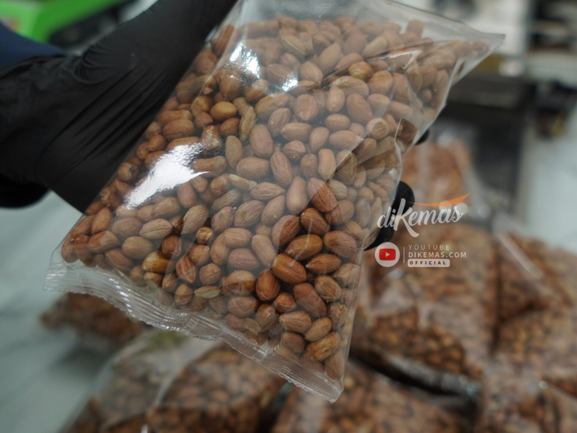 Mesin Packaging Kacang Otomatis