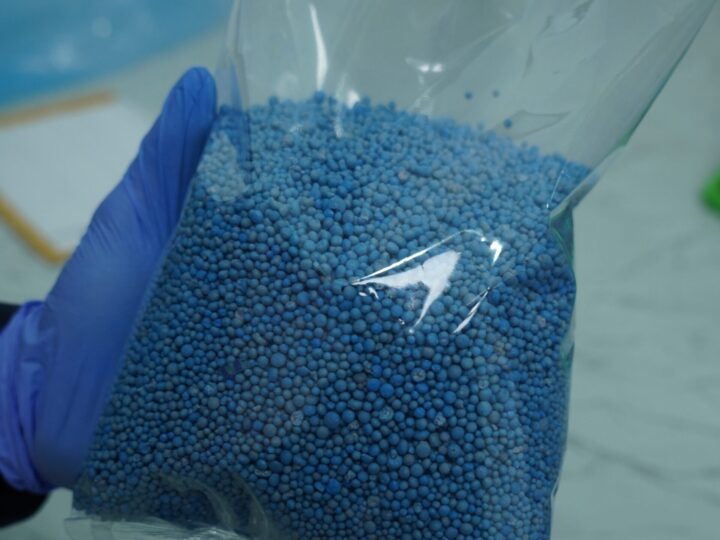 mesin pengemas pupuk 1kg
