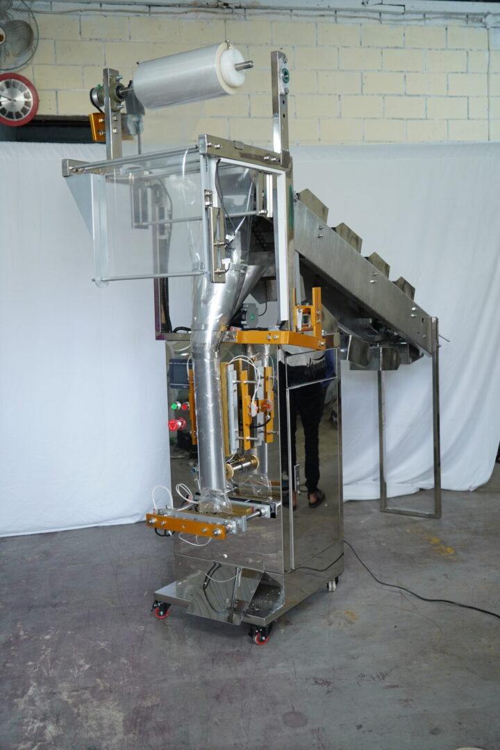 mesin packaging snack konveyor