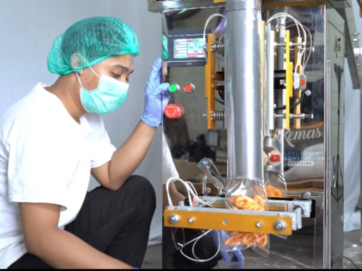 mesin packaging snack konveyor