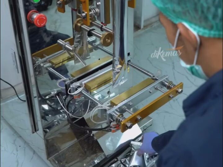 Mesin Bungkus Susu Kambing